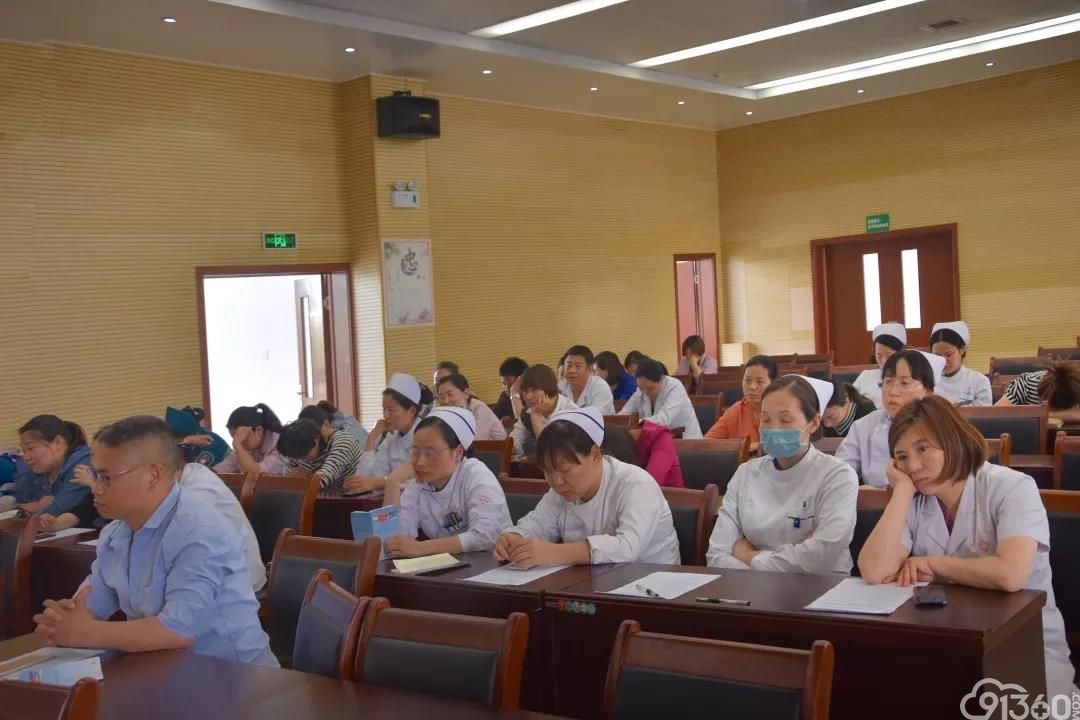 祥符区第一人民医院病理科举办“病理与临床相关问题交流”讲座培训